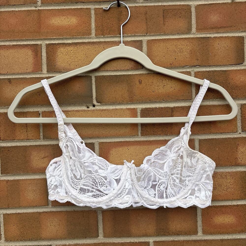 Vintage Victorias Secret 36B Lace Wire White Bra